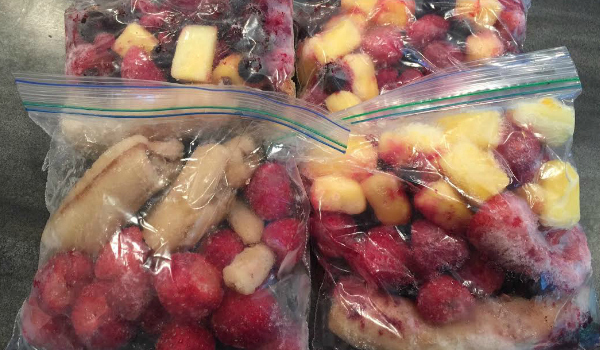 Bags of fruit for pre-made smoothies